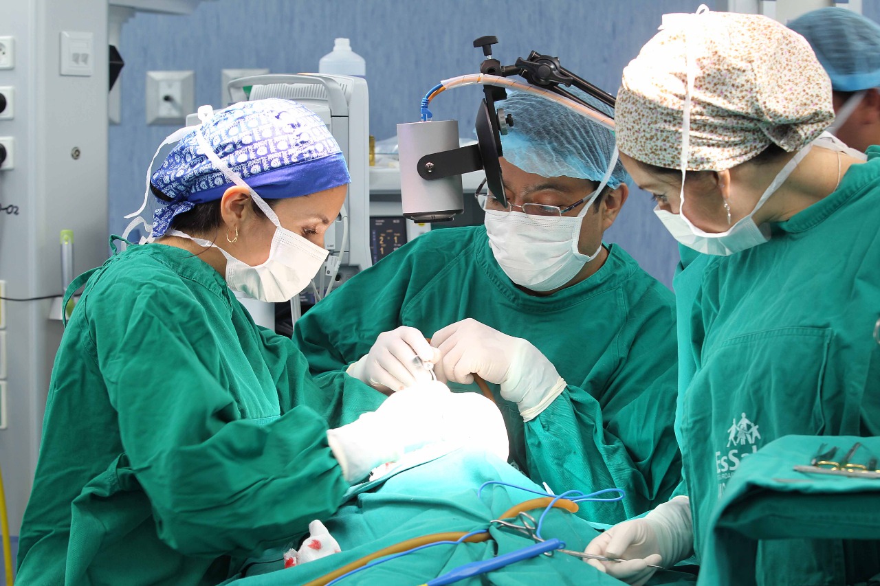 Essalud - EsSalud alista desembalse de cirugías en hospitales de la Red Arequipa