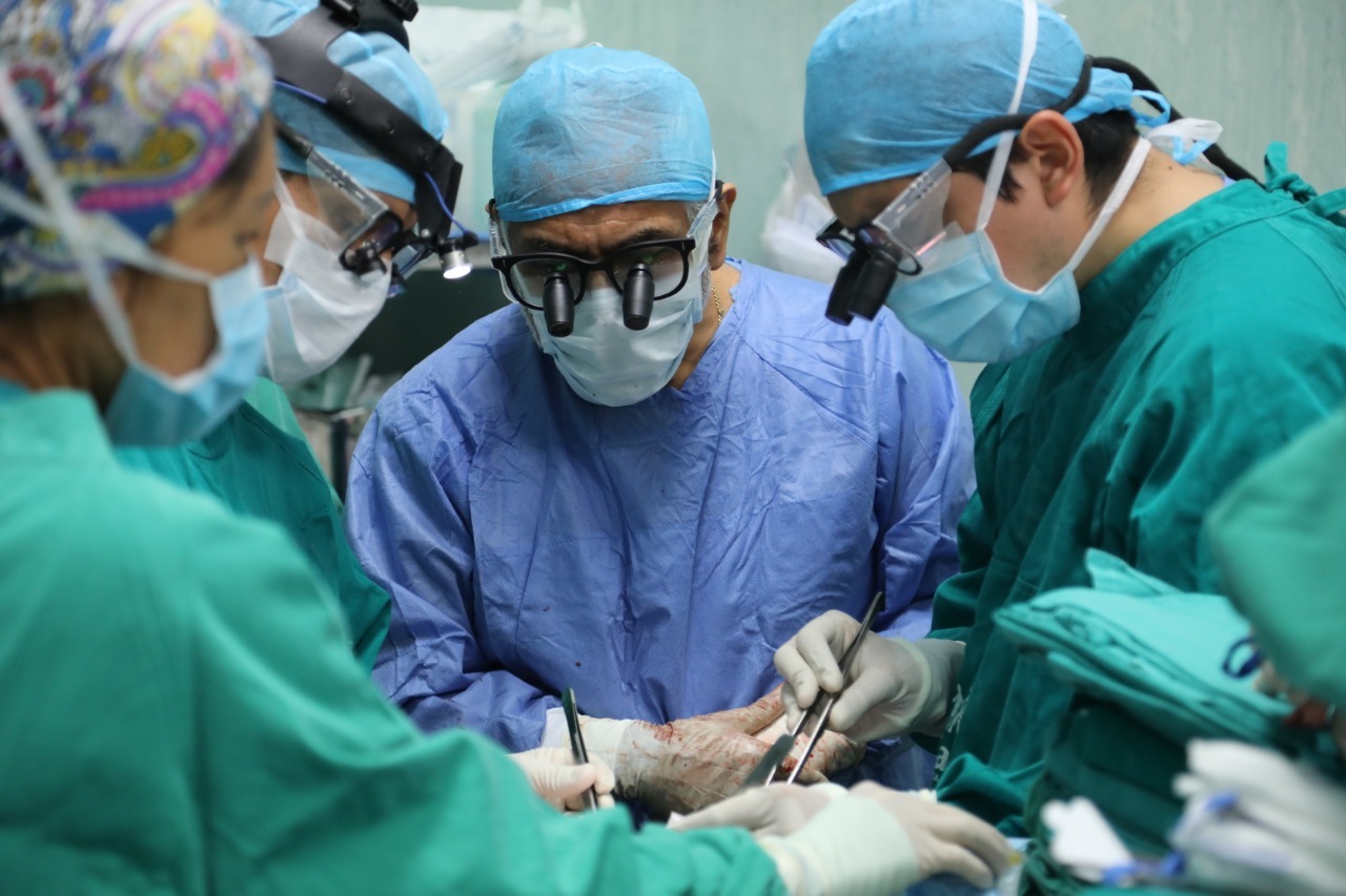 EsSalud: Hospital Almenara realiza trasplante de hígado número 300 y salva vida de mujer de 58 años