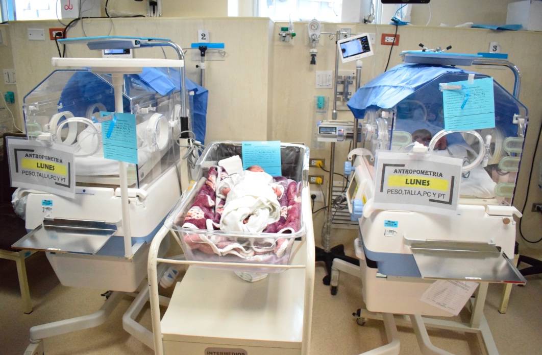 Nacen trillizos en hospital de EsSalud en medio de estado de emergencia