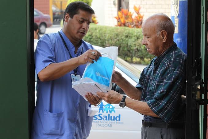 EsSalud continúa entrega de medicinas a pacientes de Consultorios de Atención Inmediata