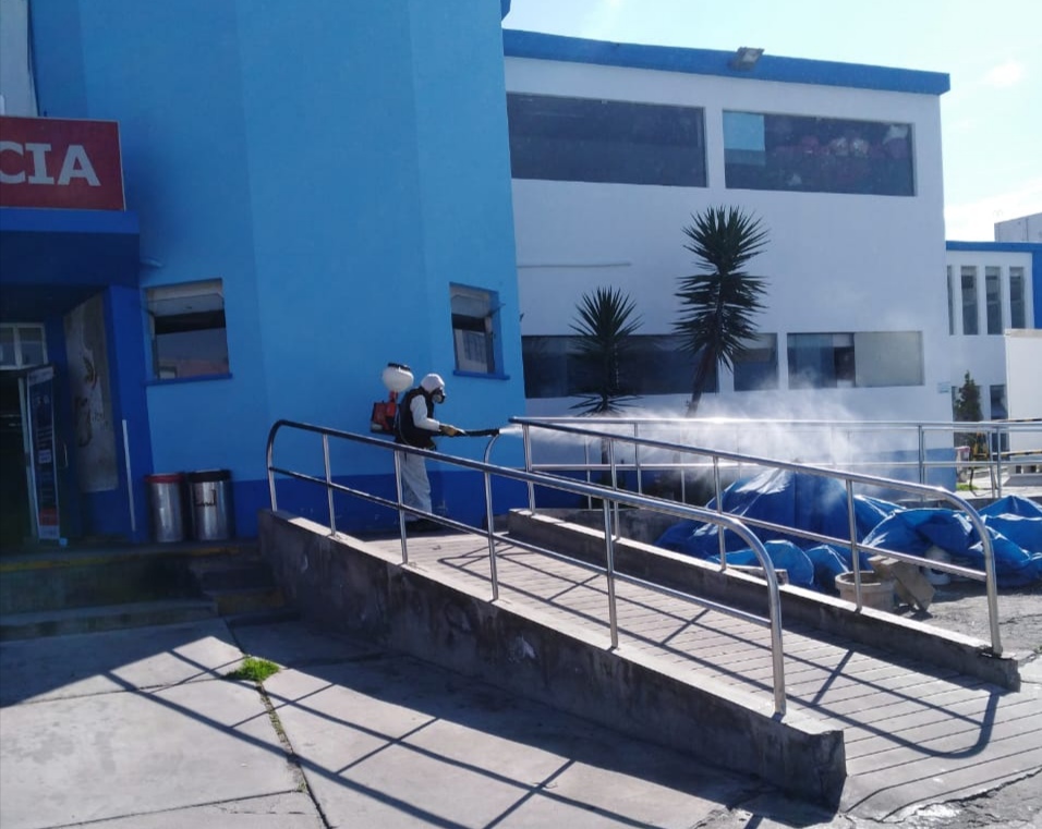 Essalud - EsSalud Arequipa: desinfectan hospitales con apoyo de municipalidad