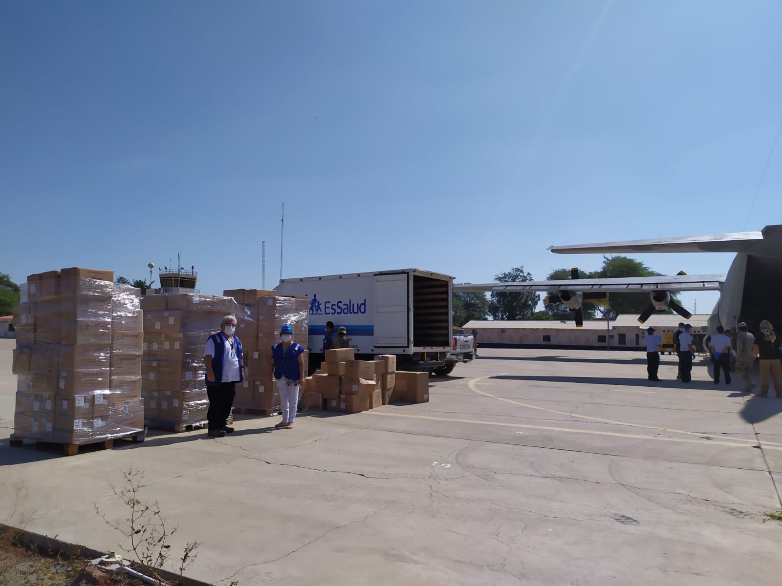 EsSalud Piura recibe nuevo lote de medicamentos y equipos de protección