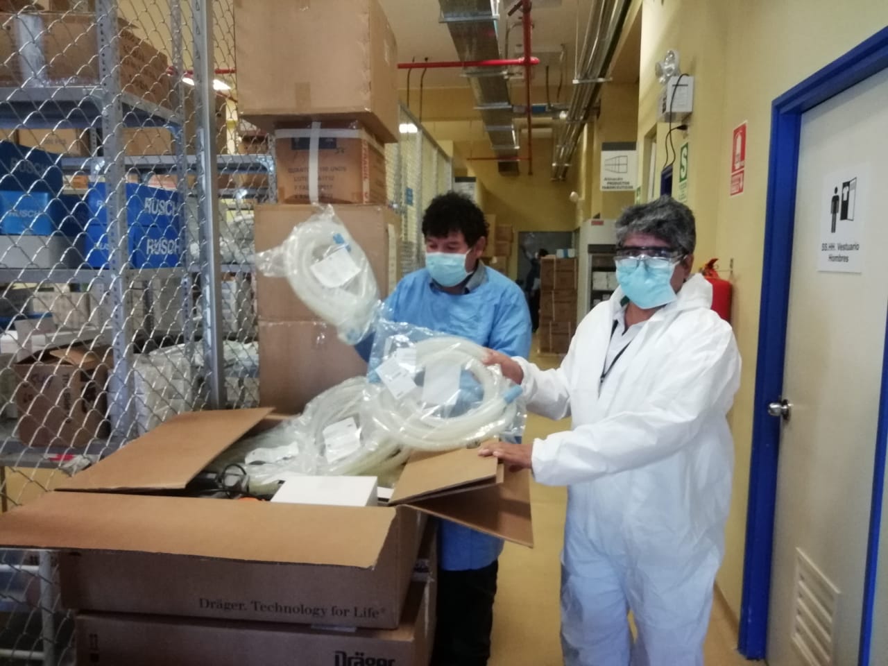 Essalud - EsSalud Apurímac recibe segundo lote de equipos de protección para personal de salud