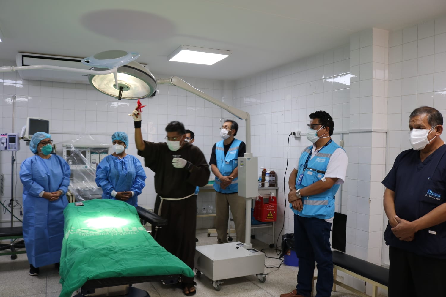Essalud - EsSalud Huánuco implementa tercera sala de operaciones y exclusiva para pacientes con Covid-19