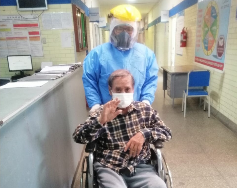 Essalud - En EsSalud Áncash, 24 pacientes pasarán el Día del Padre junto a su familia tras vencer al Covid-19