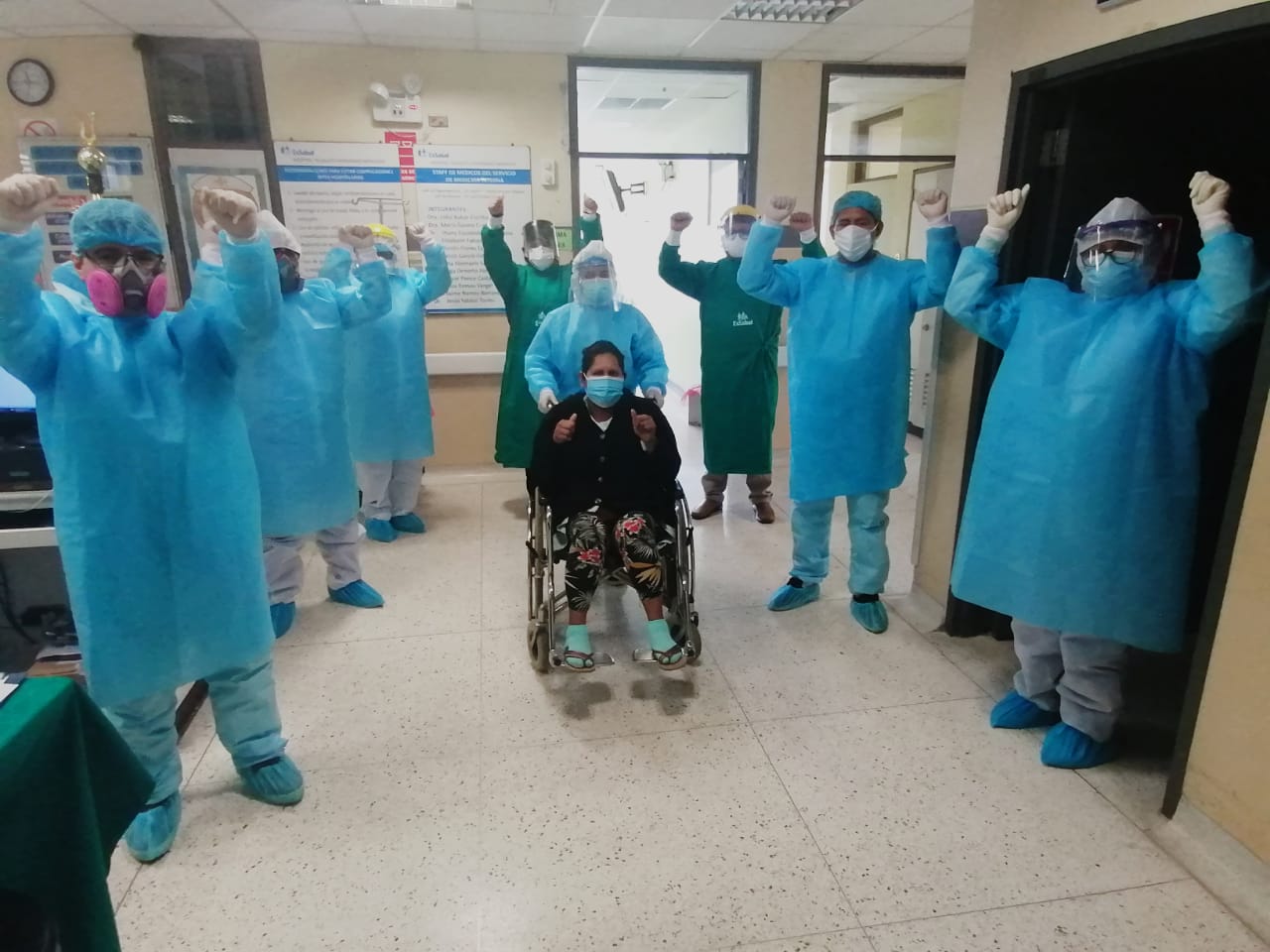 Essalud - Pacientes continúan su tratamiento en casa tras superar la etapa crítica del Covid-19 en Hospital de EsSalud en Ica