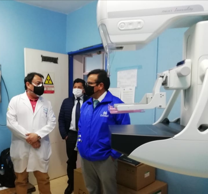 EsSalud Huancavelica cuenta con mamógrafo 3D único en la región para detección de cáncer de mama