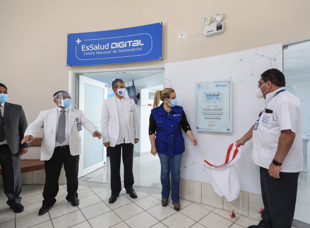 Essalud - Fiorella Molinelli puso en marcha nuevos servicios de salud en Arequipa para reforzar la atención frente al incremento de casos Covid-19