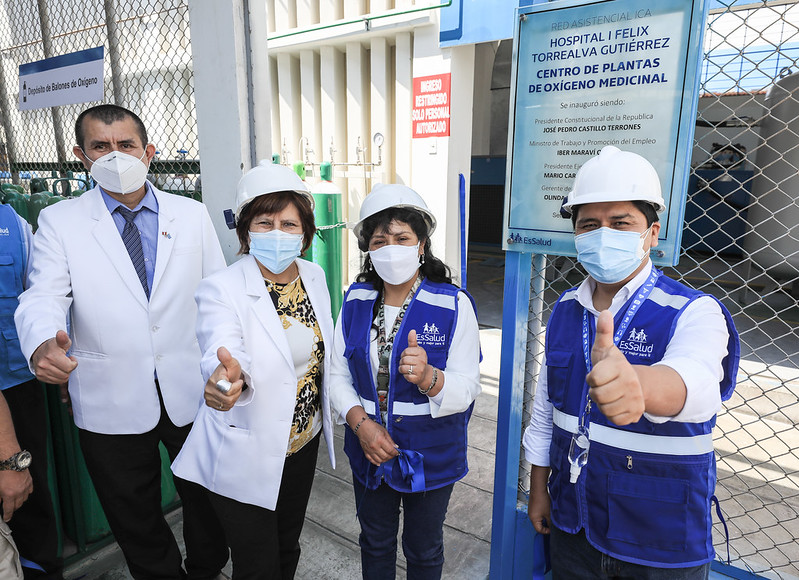 Essalud - Presidente de EsSalud y Primera Dama de la Nación, viajaron a Ica, donde se Inauguró el Almacén Regional para la Conservación de Vacunas contra el Covid-19