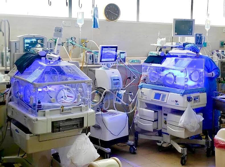 Especialistas de EsSalud La Libertad salvan vida de bebé prematuro con 560 gramos de peso