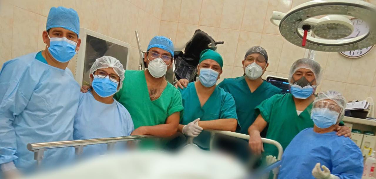Essalud - Hospital II de Cajamarca realizan por primera vez exitosa extracción de tumoración pulmonar grande