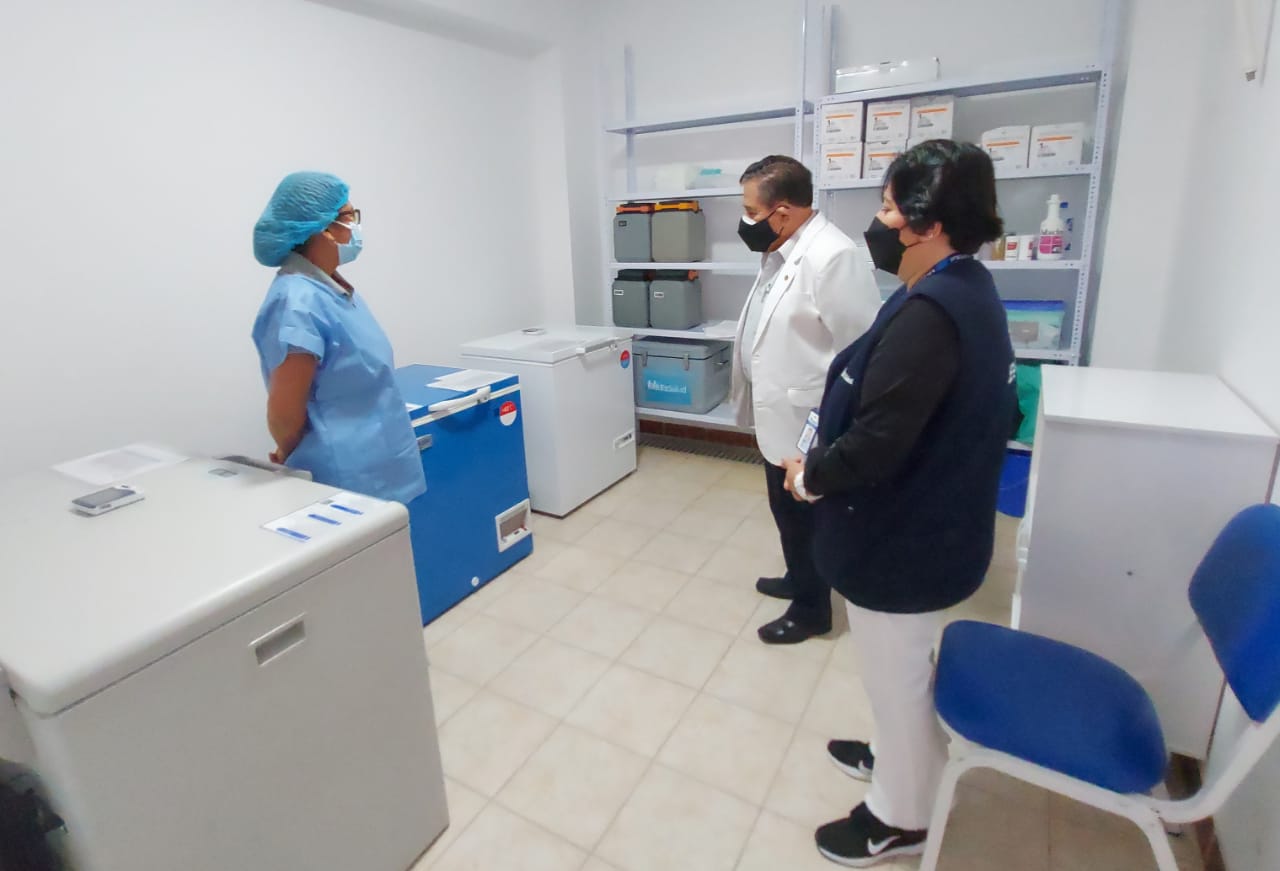 Essalud - EsSalud Moquegua fortalecerá Cadena de Frío para conservar vacunas