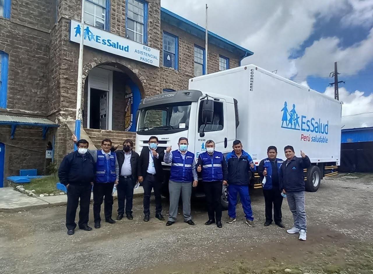 Moderno camión para trasladar medicamentos adquiere EsSalud Pasco