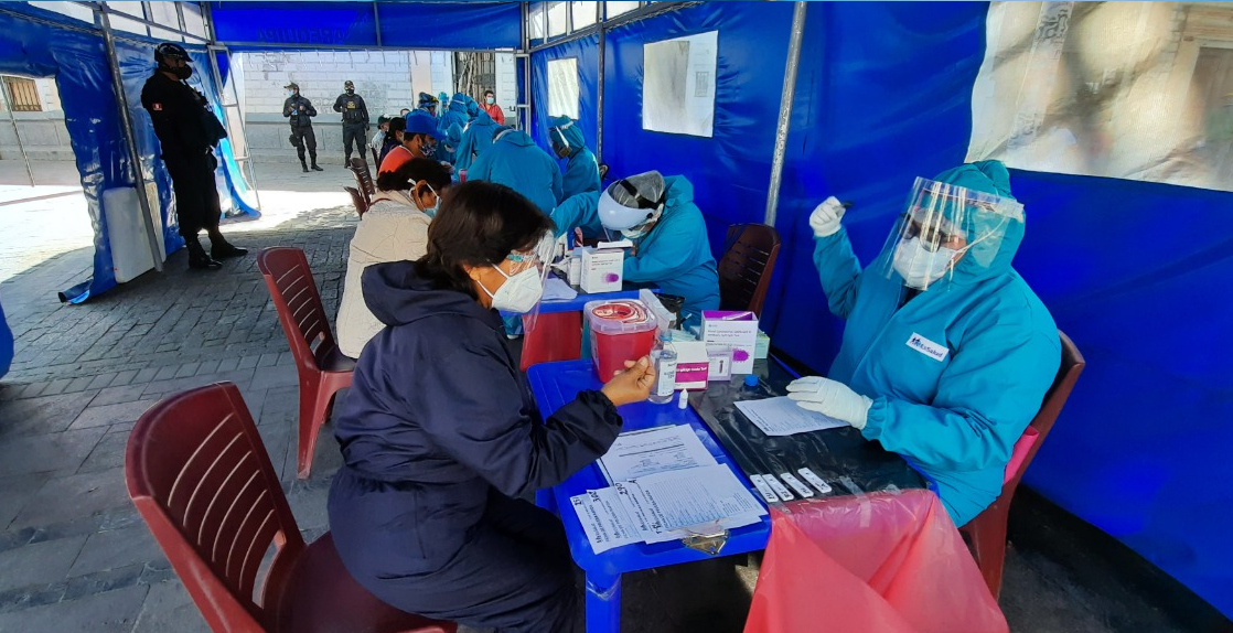 Essalud - EsSalud Arequipa fortalece los centros de atención Covid-19 con 18 mil pruebas antigénicas para atender a pacientes