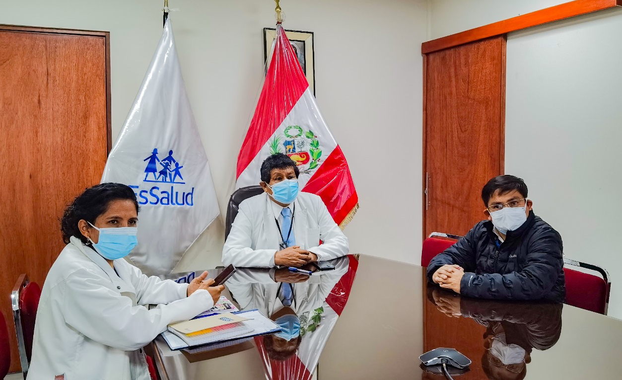 Essalud - Médico asume la Gerencia de la Red Asistencial Arequipa y reafirma su compromiso en la lucha contra la Covid-19