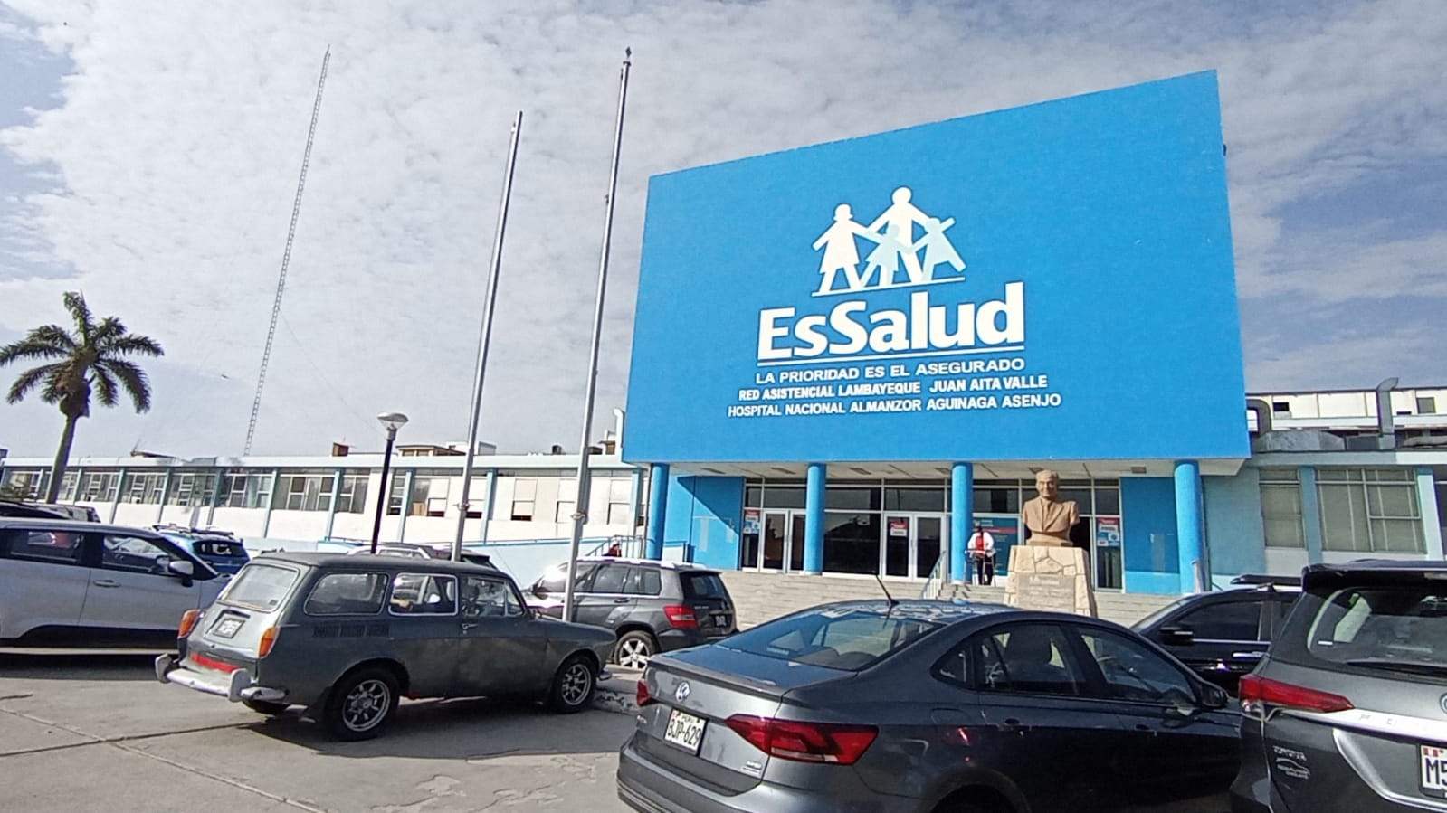 Essalud - Niña de Chiclayo fue dada de alta médica del hospital Almanzor Aguinaga de EsSalud