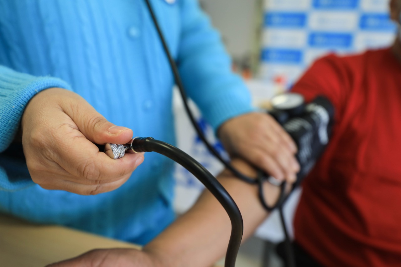 Essalud - EsSalud alerta que mayores de 45 años con hipertensión y diabetes son más propensos a sufrir infartos