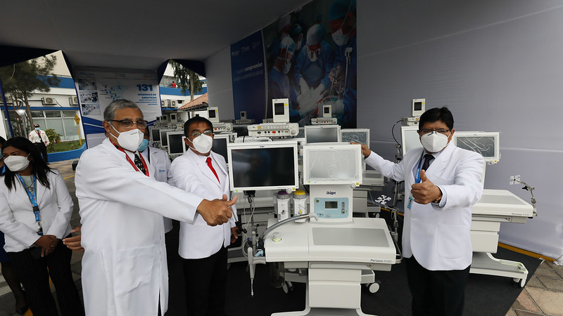 Essalud - EsSalud renueva equipamiento para realizar trasplantes y otras cirugías complejas