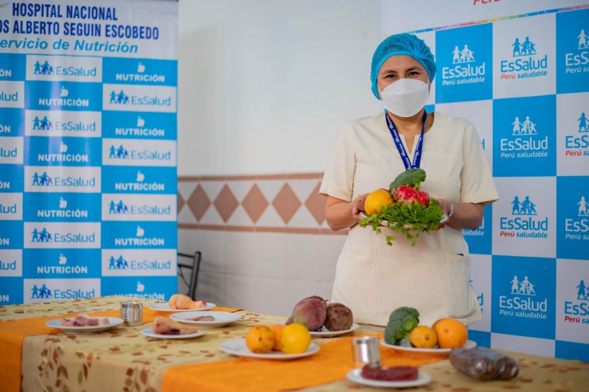 Nutricionistas de EsSalud Arequipa recomiendan adecuada limpieza y conservación de alimentos