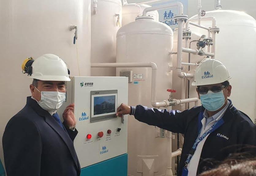 Essalud - EsSalud Tacna pone en funcionamiento planta de oxígeno en Hospital Carrión