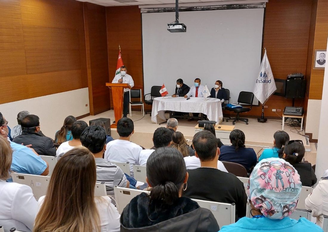 Essalud - EsSalud Ica capacita al personal de salud para consolidar lucha contra el dengue