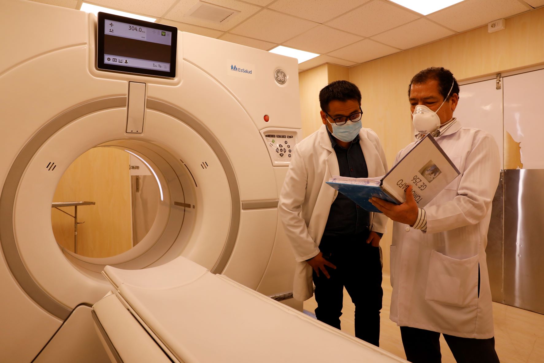 EsSalud formará a más de 160 médicos residentes en diversas especialidades