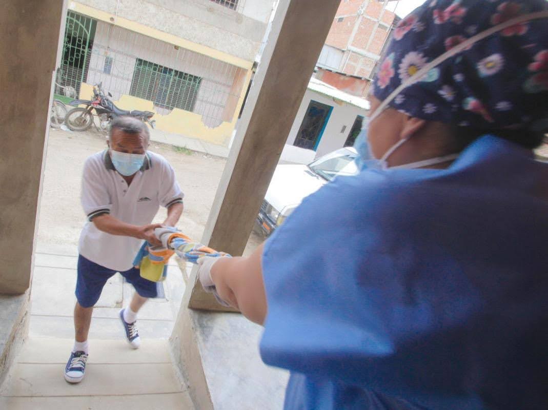 PADOMI de EsSalud Tumbes logra gran avance en recuperación de pacientes postrados