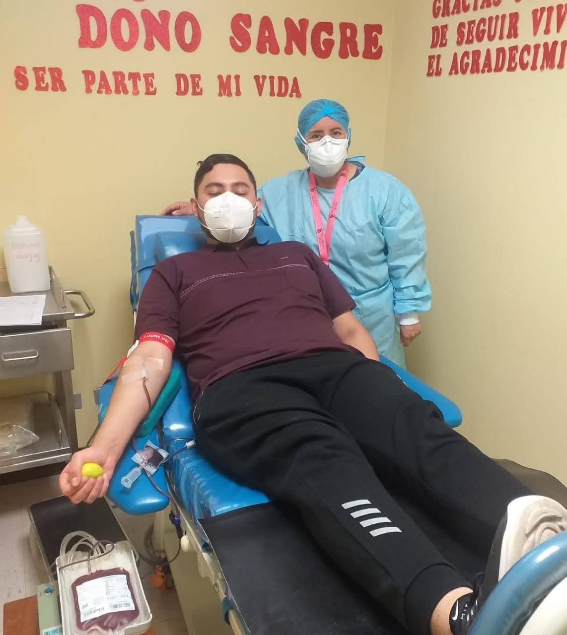 Bomberos de Abancay realizan donación voluntaria de sangre en EsSalud Apurímac