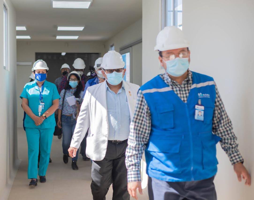 Essalud - EsSalud Arequipa continúa obras de mejoramiento en Hospital Yanahuara