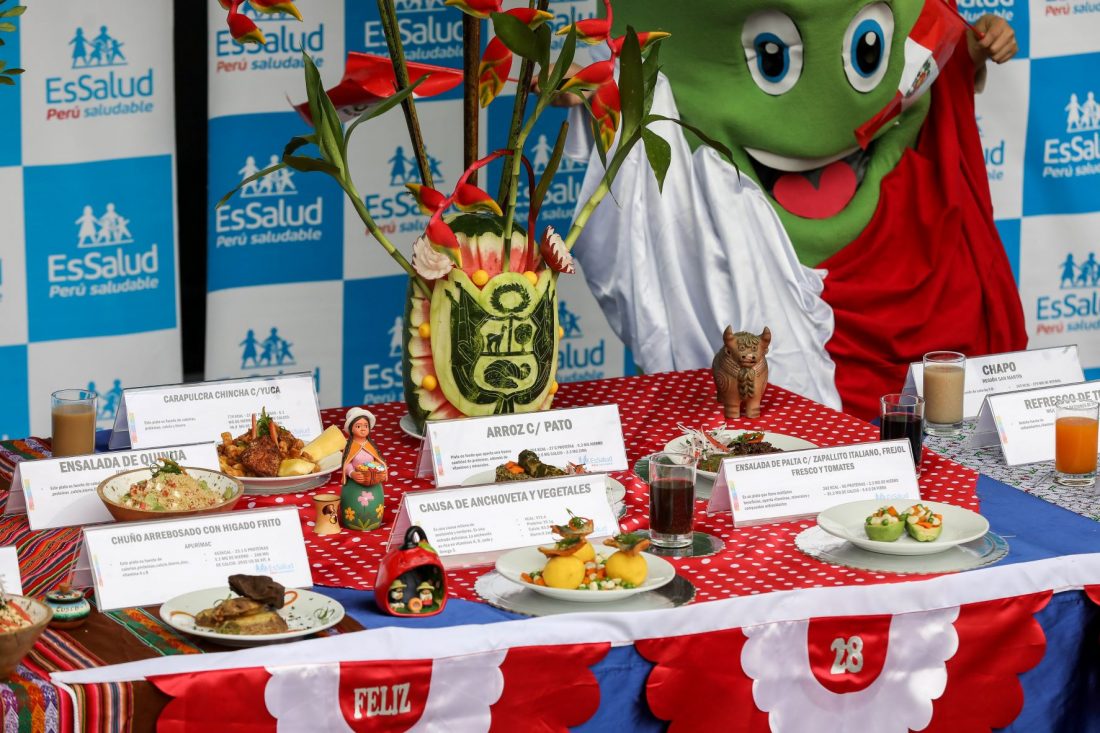 EsSalud presenta rico y nutritivo buffet para celebrar Fiestas Patrias