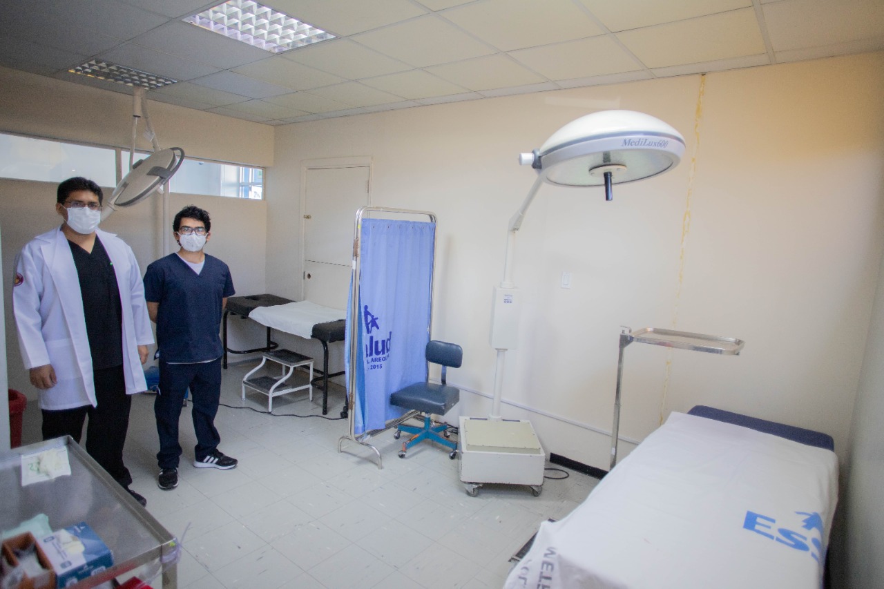 Essalud - EsSalud Arequipa implementa mejoras en ambientes de emergencia del Hospital Seguín Escobedo