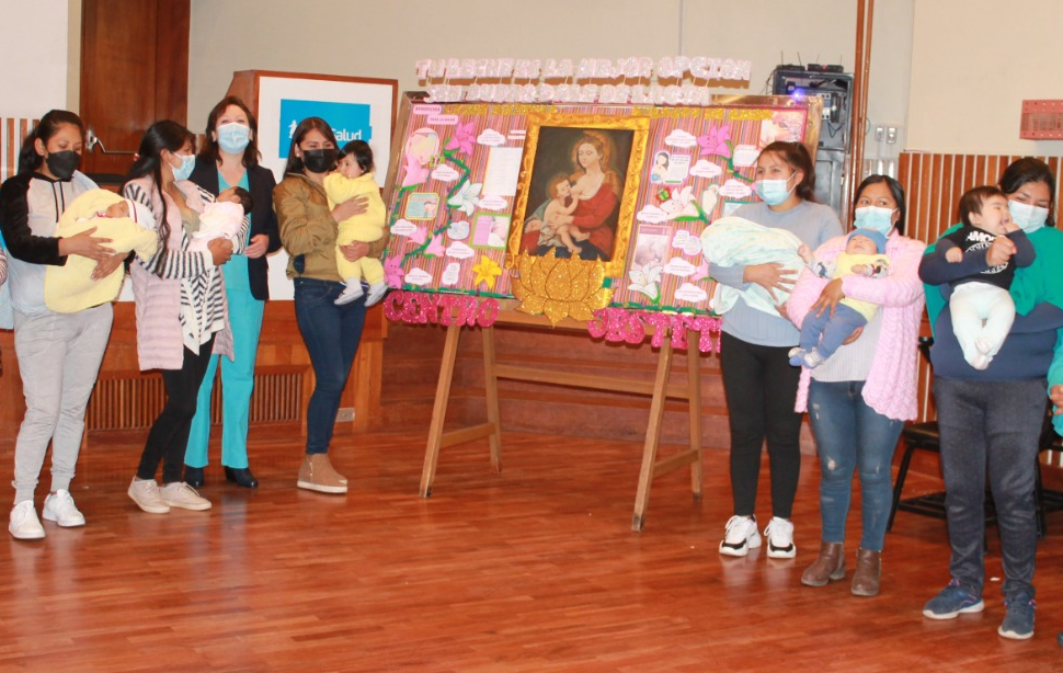 Essalud - EsSalud Cusco organizó concurso del ‘Bebé Mamoncito’ por la Semana de la Lactancia Materna