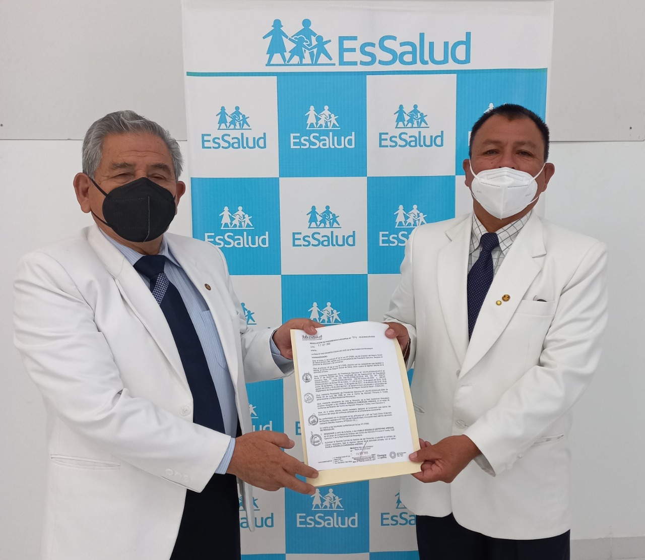 Médico Pablo Cárdenas asumió dirección del CAP II Torata de EsSalud Moquegua