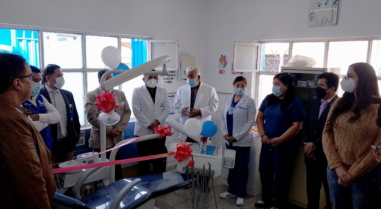 Essalud - EsSalud Huaraz inauguró moderno equipamiento odontológico