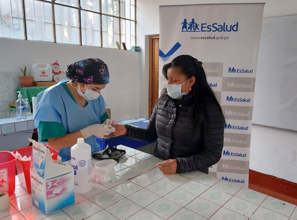 EsSalud Amazonas realiza campaña de la lucha contra la diabetes