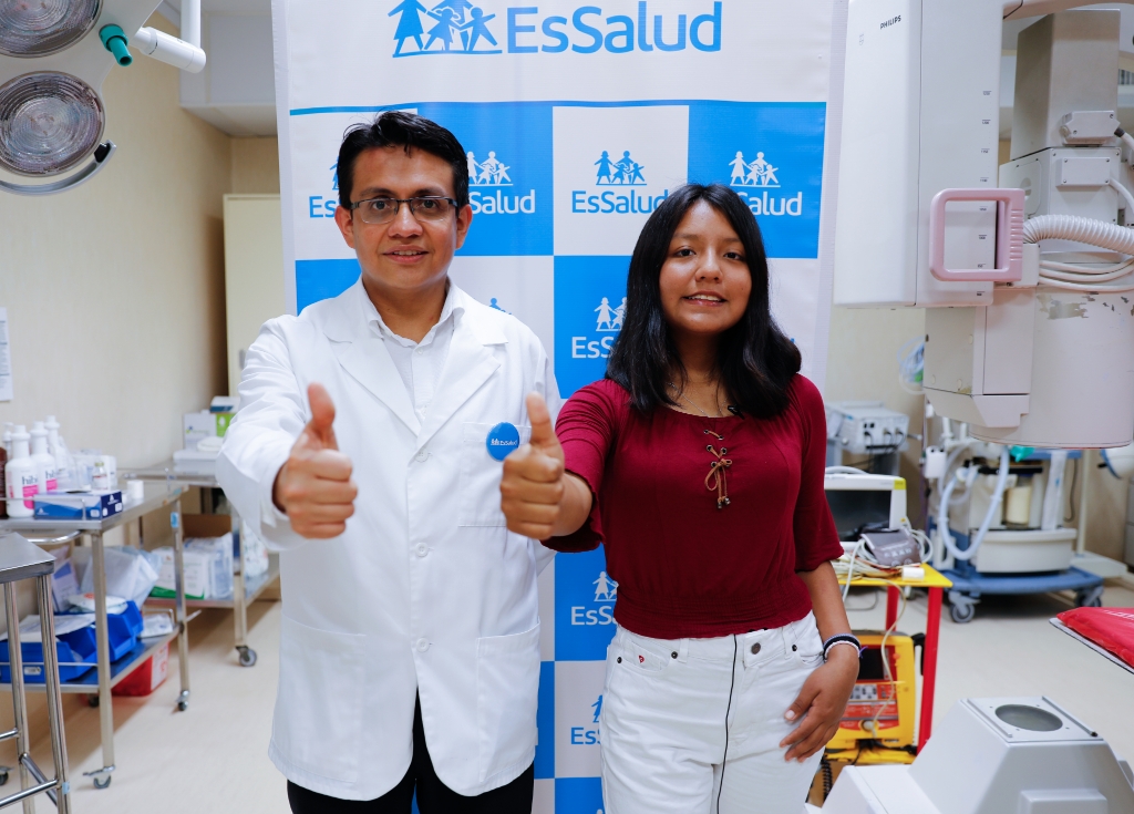 Essalud - Adolescente supera afección cardíaca con novedosa técnica aplicada por médicos de EsSalud