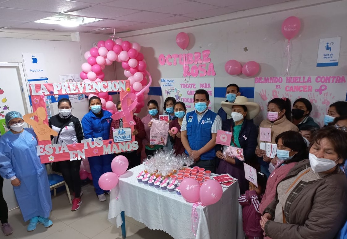 EsSalud La Libertad realizó jornada de prevención contra el cáncer de mama en CAP II Huamachuco