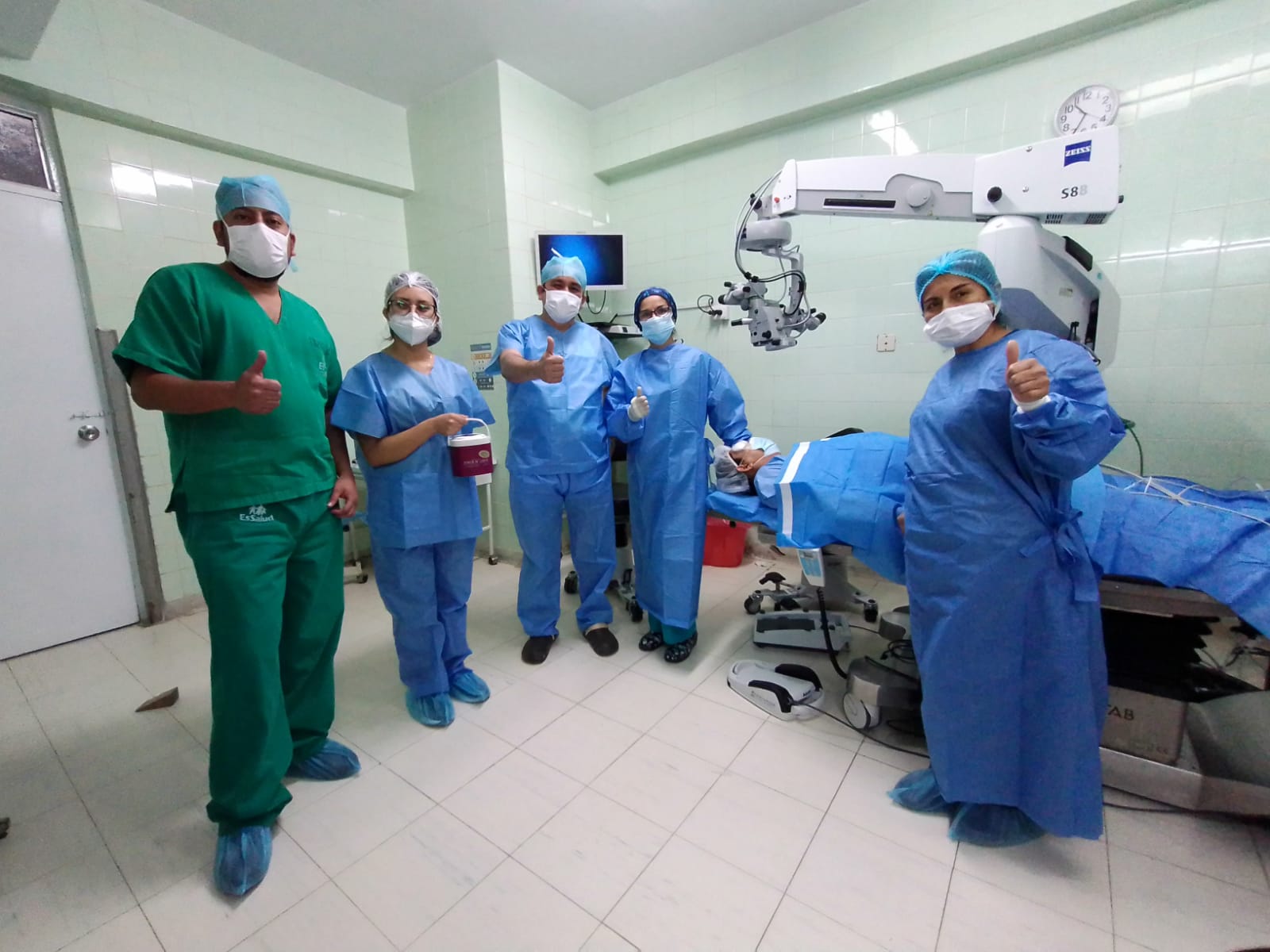 Essalud - EsSalud Piura: Instituto Peruano de Oftalmología realizó más de 17 trasplantes de córneas en lo que va del año