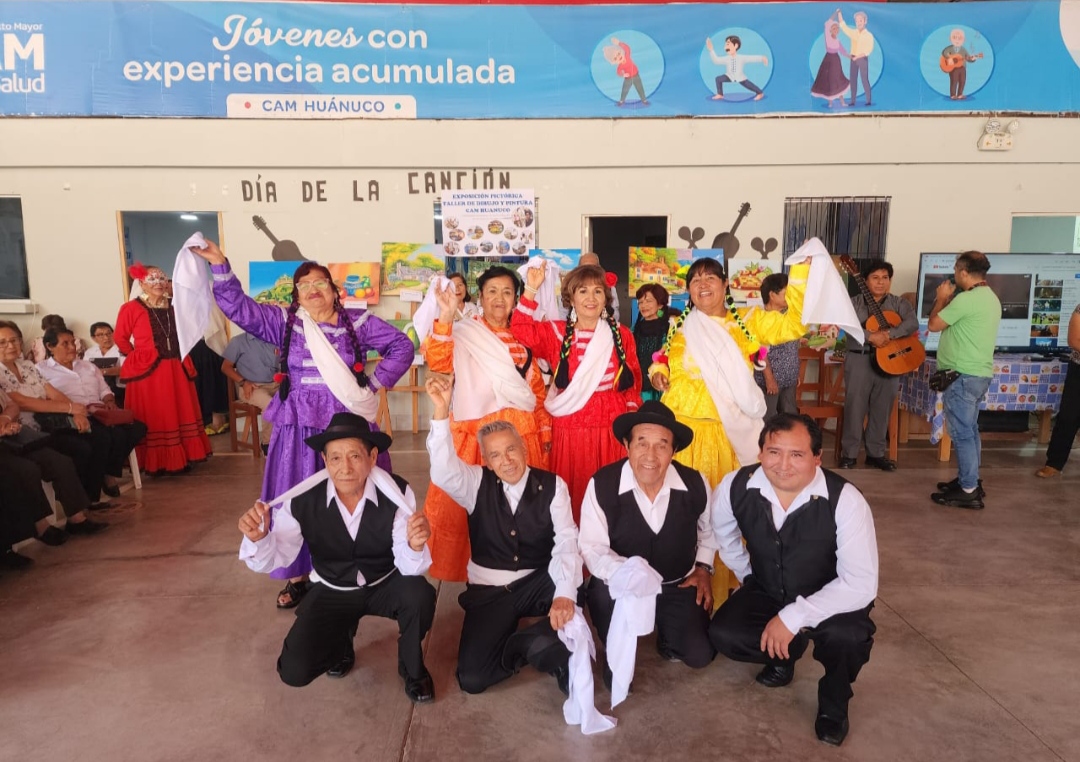 Essalud - EsSalud Huánuco: adultos mayores del CAM celebran Día de la Canción Huanuqueña