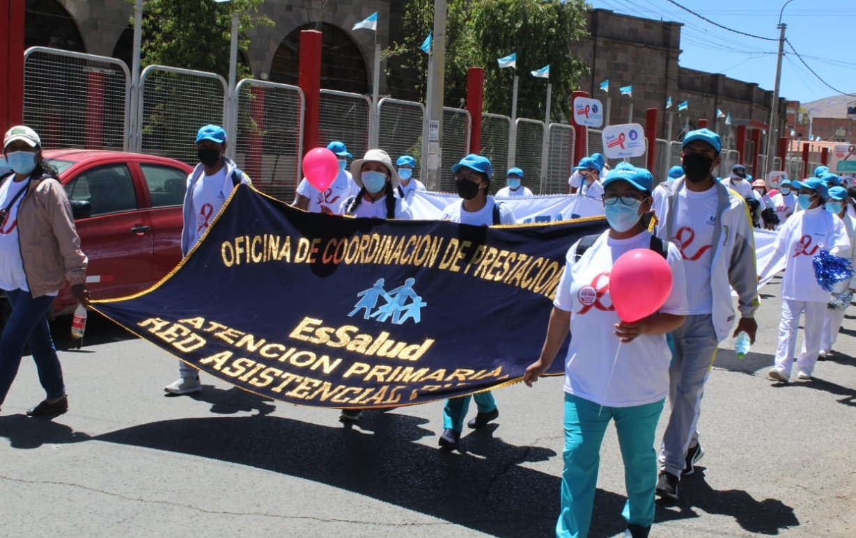 Essalud - EsSalud Puno organiza marcha por la prevención del VIH/Sida