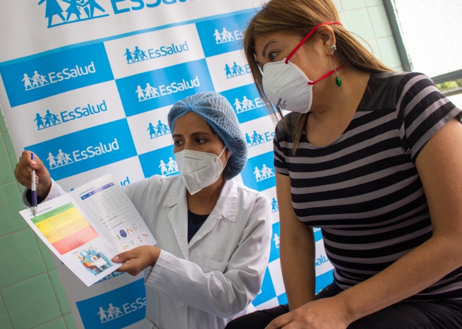 Essalud - EsSalud es líder en la atención de pacientes diabéticos con su programa “Clínica de Día de Endocrinología”