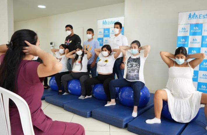 Essalud - EsSalud: Hospital Grau reactiva talleres de psicoprofilaxis para gestantes del Cercado de Lima