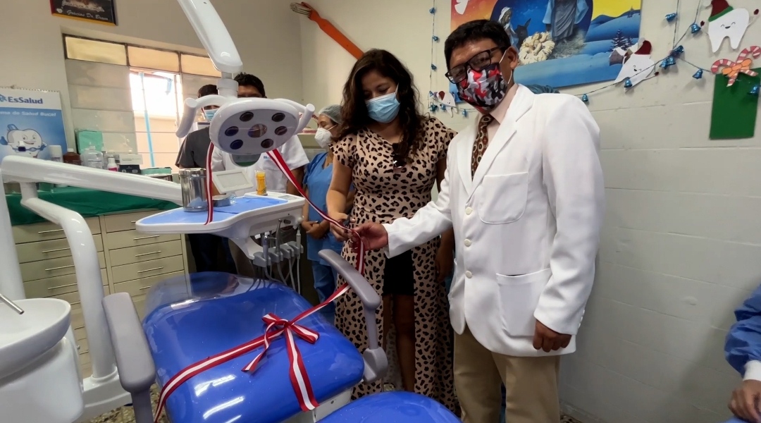 Essalud - EsSalud renueva equipos odontológicos del policlínico Chosica