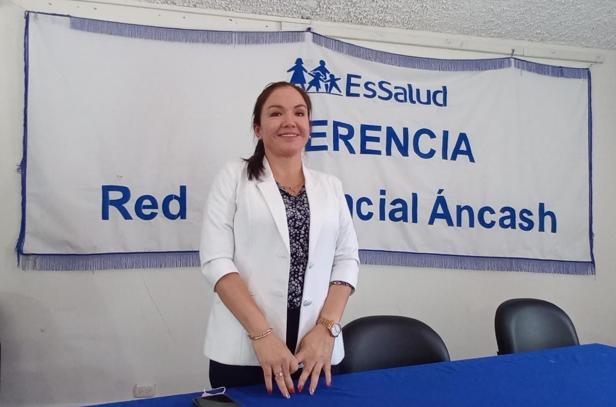 Dra. Yuliana Meza Sevillano asume gerencia de EsSalud Áncash