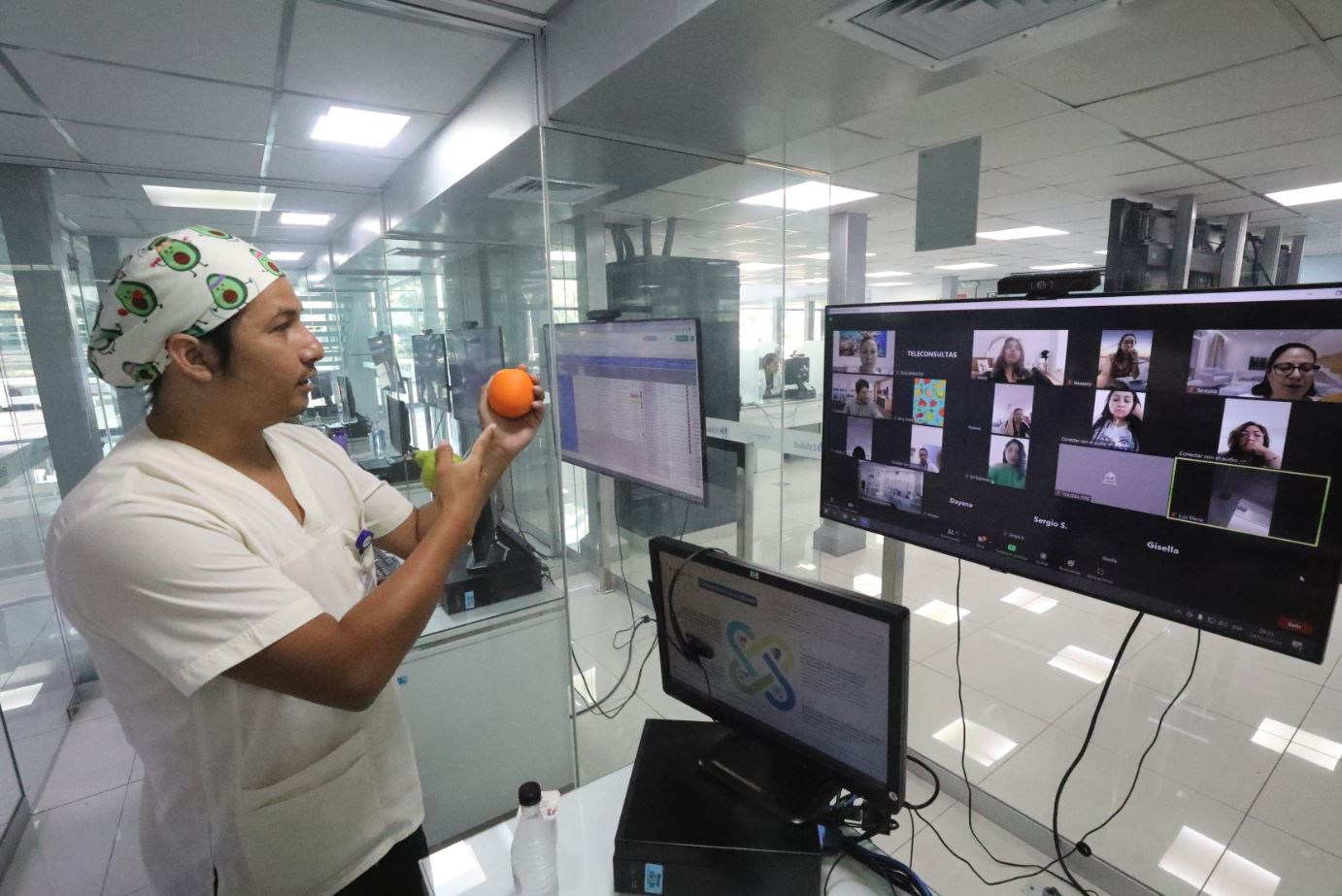 Essalud - EsSalud: Centro Nacional de Telemedicina lanza programa virtual “Seguros y felices al cole”