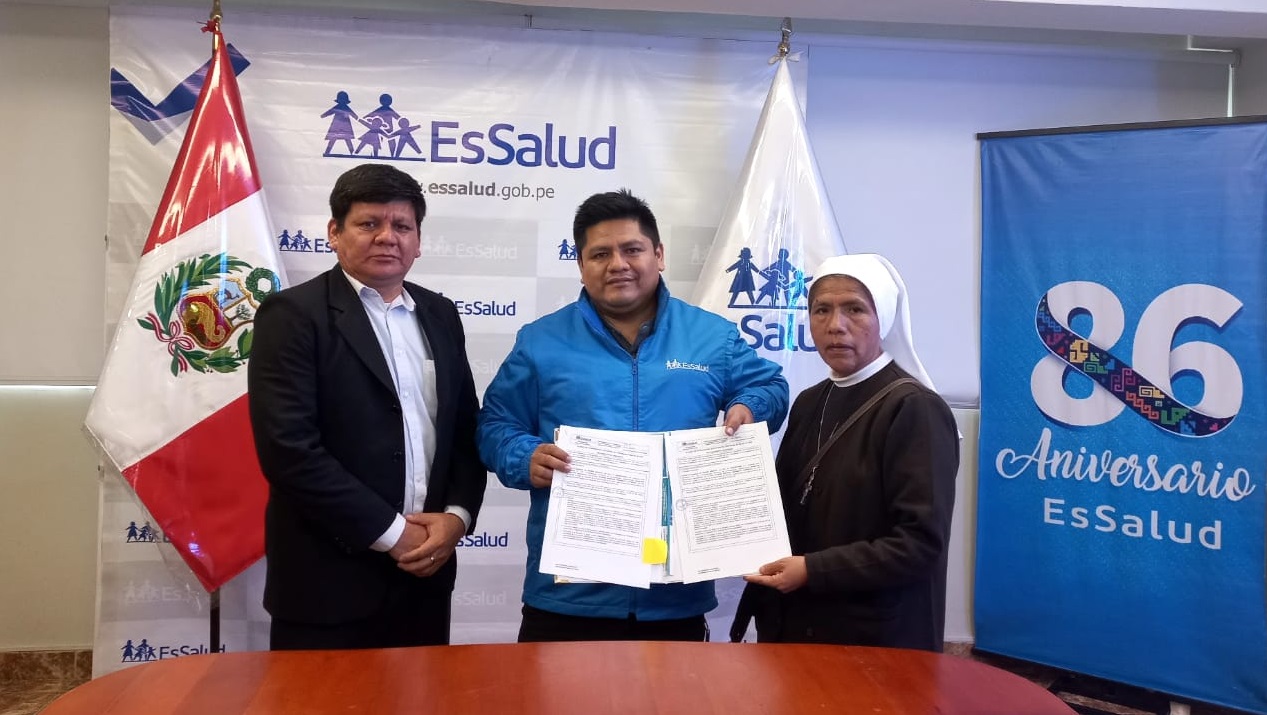 Essalud - EsSalud Amazonas firmó una alianza de intervención con instituciones educativas