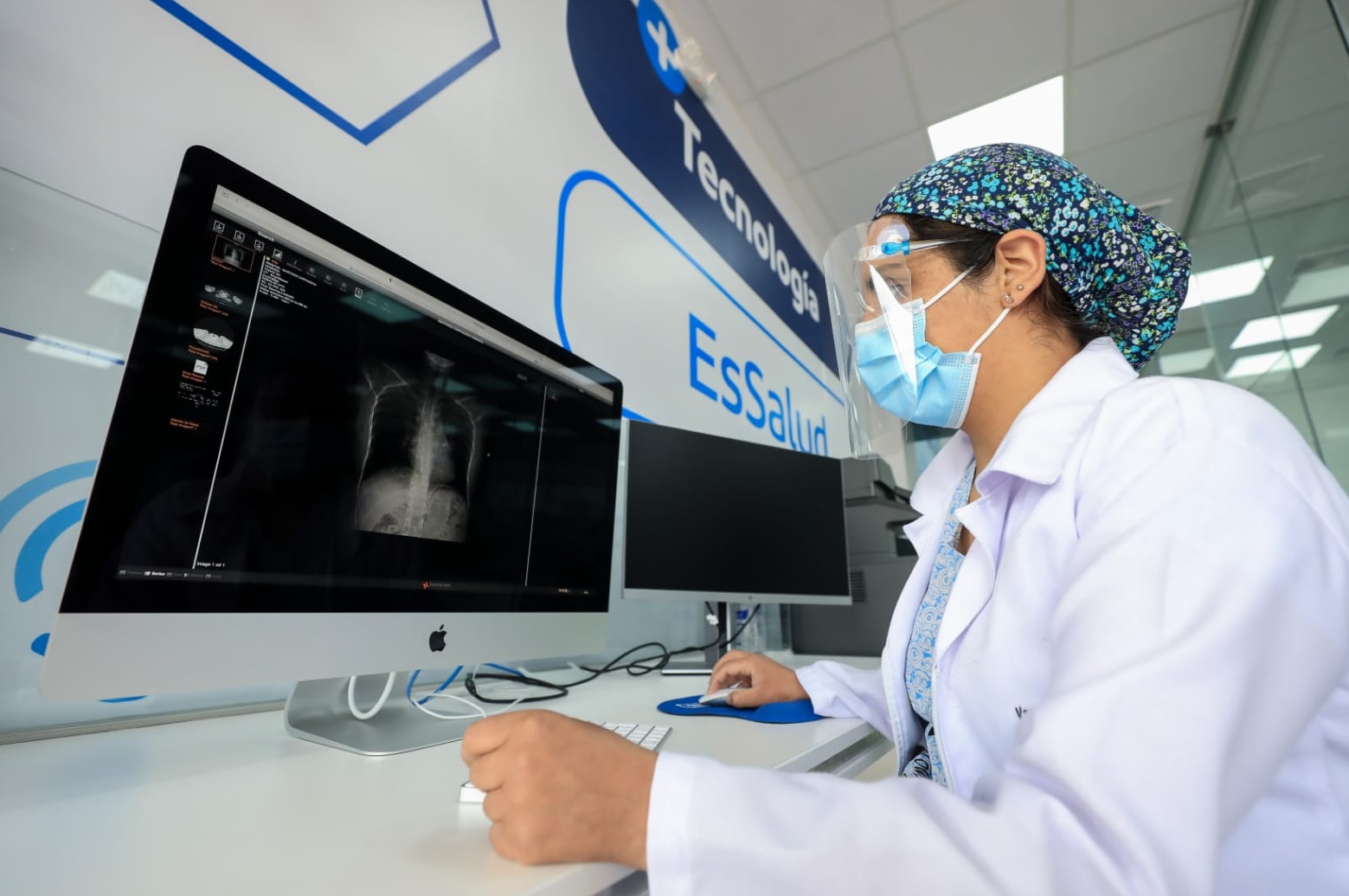 Essalud - Centro de Telemedicina de EsSalud Junín brindó cerca de 112 mil consultas virtuales desde su implementación